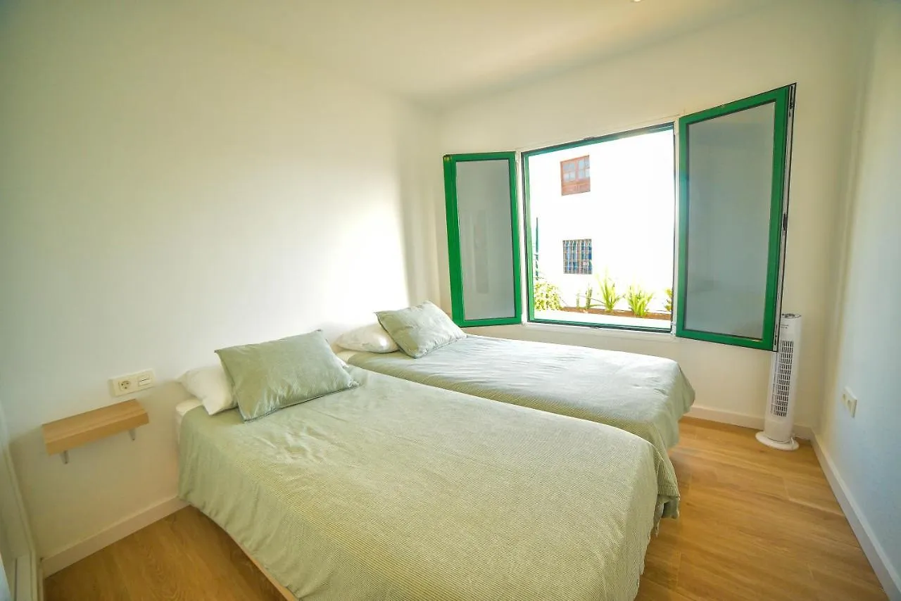 Apartamento Geiser Vista Al Mar Apartment Tias Spain