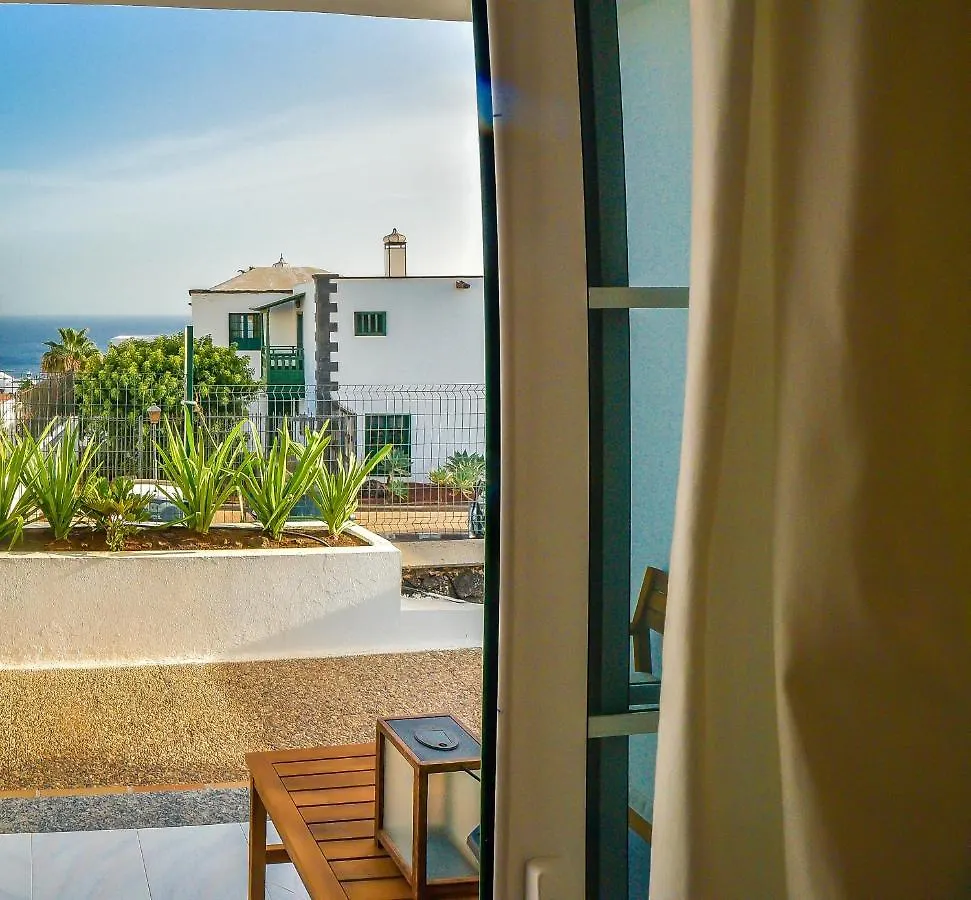 Apartamento Geiser Vista Al Mar Apartment Tias 0*,  Spain